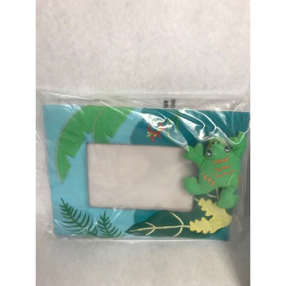 Padded FROG picture frame Unused in package childs BABY - Picture 1 of 4